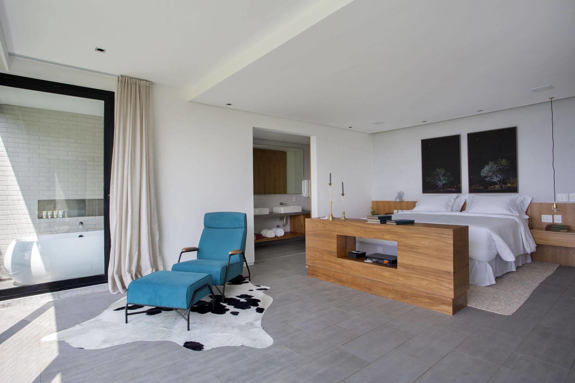 Suite Lit King-Size - Vue sur Mer